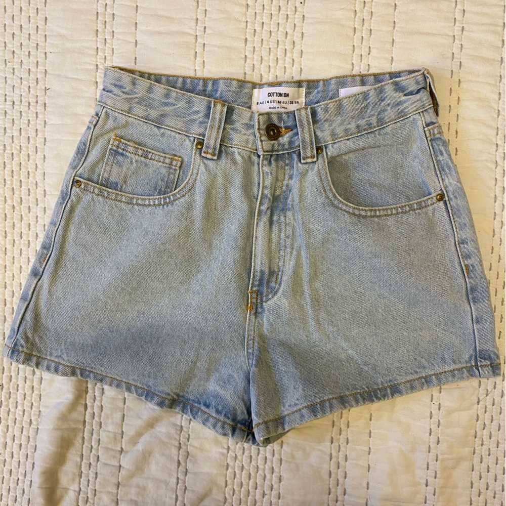 2/$15 🍦 Cotton:On High Rise Mom Shorts - A-Line - Light Wash